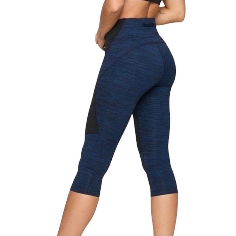 Outdoor Voices Tech Sweat Two Tone Capris